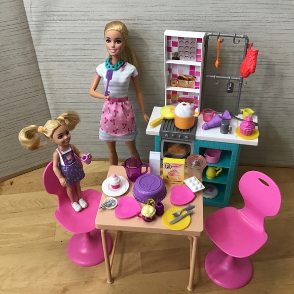 Barbie Chelsea Dolls Baking Set - Picture 1 of 10